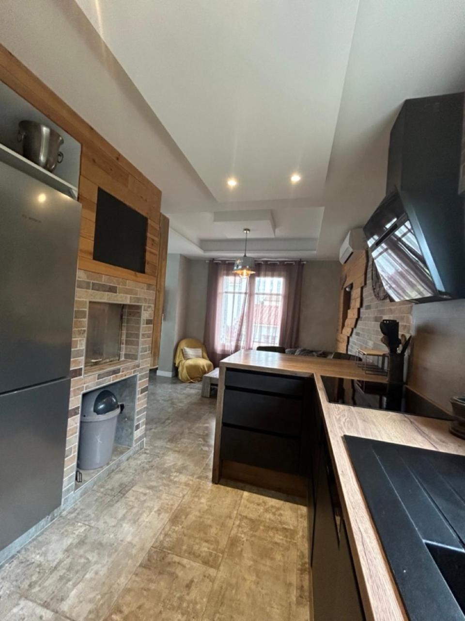 Comme A La Maison Narbonne Exterior photo