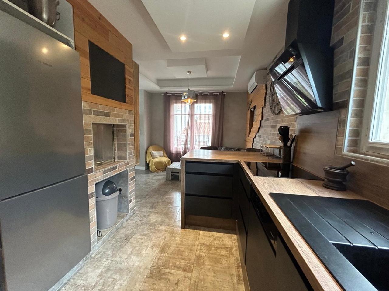 Comme A La Maison Narbonne Exterior photo
